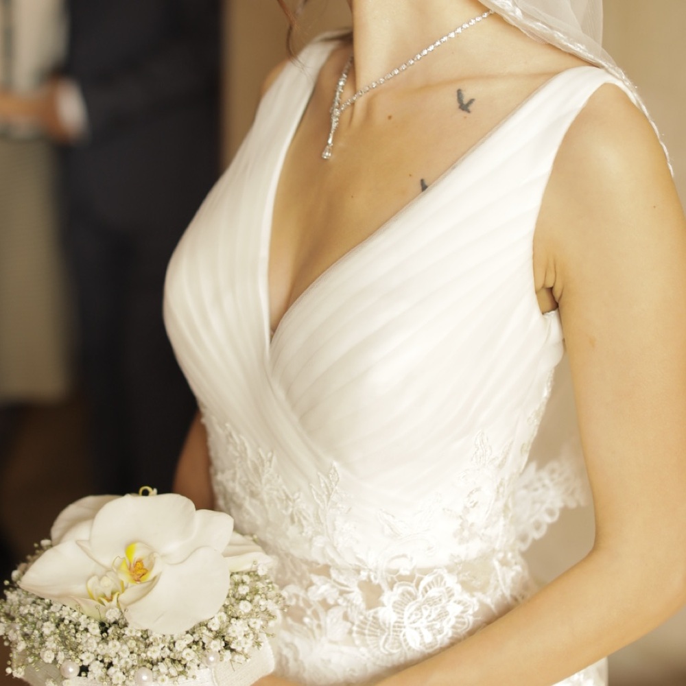 Elegant White Wedding Dress